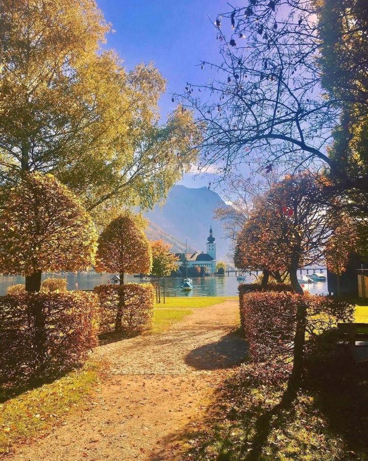 Ferienhaeuschen Am Traunsee Mit Tretboot Zur Freien Nutzung Am Badeplatz Altmünster Εξωτερικό φωτογραφία